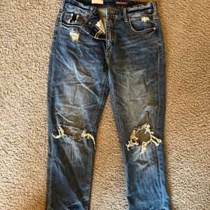 Anthropologie heritage ripped jeans. Never worn.
